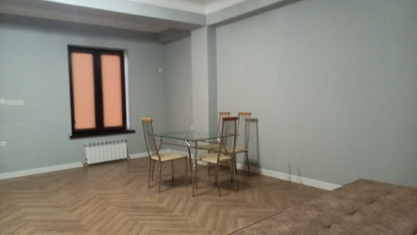 Сдам двухкомнатную (2-комн.) квартиру, Ашахана Мирзоева ул, 115а, Махачкала г