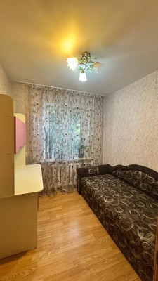 Продам трехкомнатную (3-комн.) квартиру, Фрунзе ул, 69, Туапсе г