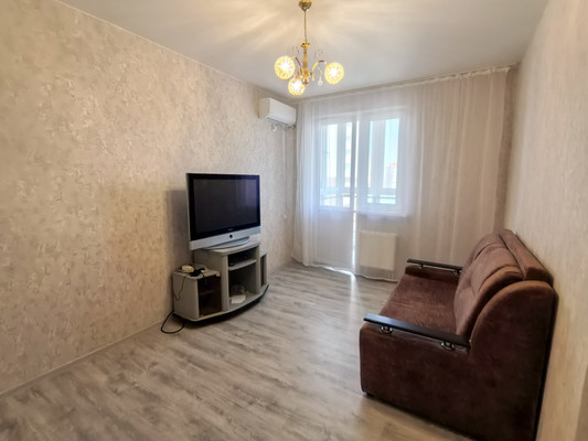 Продам однокомнатную (1-комн.) квартиру, Омелькова ул, 93к1, Анапа г