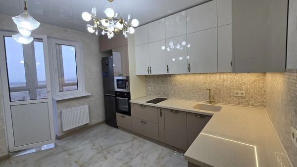 Продам двухкомнатную (2-комн.) квартиру, Омелькова ул, 93к3, Анапа г