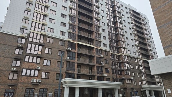 Продам двухкомнатную (2-комн.) квартиру, Омелькова ул, 93к3, Анапа г