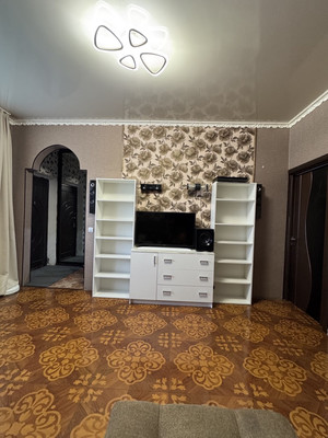 Продам многокомнатную квартиру, 3-й Подгорный пер, 12, Цемдолина с