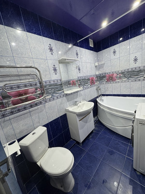 Продам многокомнатную квартиру, 3-й Подгорный пер, 12, Цемдолина с