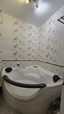 Продам двухкомнатную (2-комн.) квартиру, Лермонтова ул, 118, Анапа г