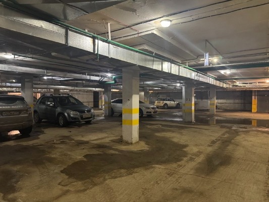 Продам машиноместо 12,9 м2, Вишневского ул, 3, Казань г