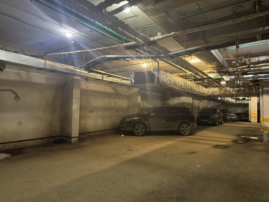 Продам машиноместо 12,9 м2, Вишневского ул, 3, Казань г