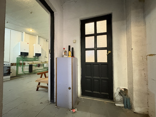 Продам коммерческое помещение 150,5 м2, Нарвская ул, 51ка, Калининград г