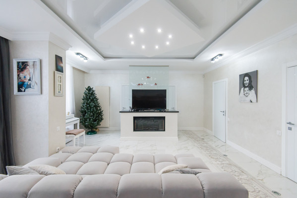 Продам трехкомнатную (3-комн.) квартиру, Варфоломеева ул, 222А, Ростов-на-Дону г