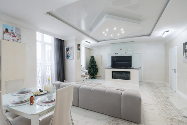 Продам трехкомнатную (3-комн.) квартиру, Варфоломеева ул, 222А, Ростов-на-Дону г