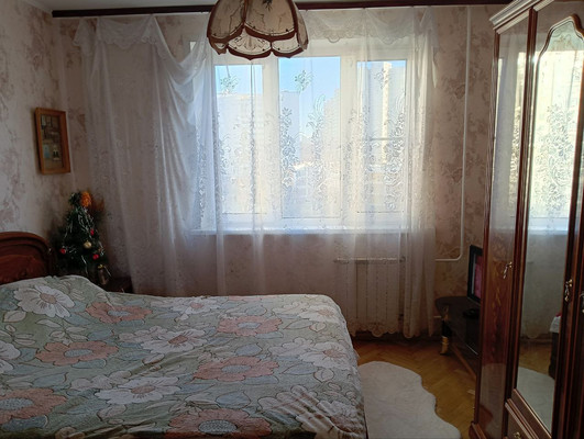 Продам трехкомнатную (3-комн.) квартиру, Жулебинский б-р, 14к9, Москва г