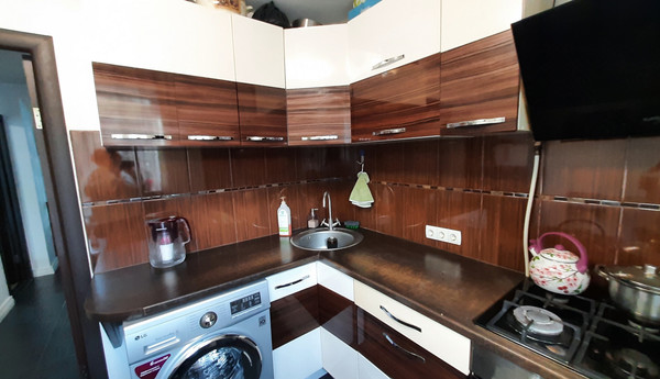 Продам двухкомнатную (2-комн.) квартиру, Аральская ул, 71/88, Симферополь г