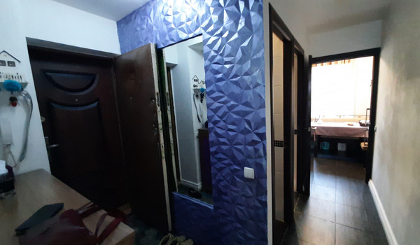 Продам двухкомнатную (2-комн.) квартиру, Аральская ул, 71/88, Симферополь г