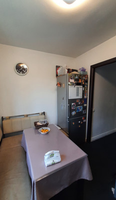 Продам двухкомнатную (2-комн.) квартиру, Аральская ул, 71/88, Симферополь г