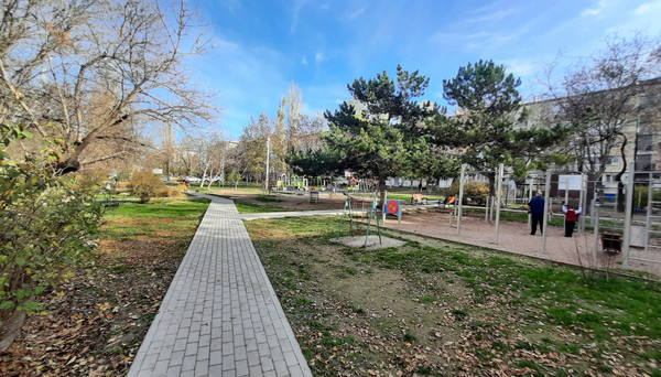 Продам двухкомнатную (2-комн.) квартиру, Аральская ул, 71/88, Симферополь г