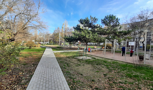 Продам двухкомнатную (2-комн.) квартиру, Аральская ул, 71/88, Симферополь г