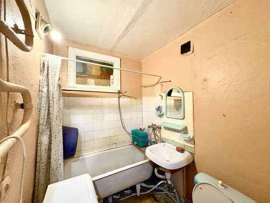 Продам однокомнатную (1-комн.) квартиру, Чурилина ул, 7, Кратово дп