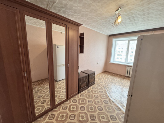 Продам двухкомнатную (2-комн.) квартиру, Вокзальная ул, 152, Брянск г