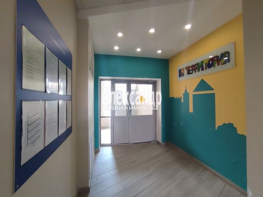 Продам двухкомнатную (2-комн.) квартиру, Екатерининская ул, 3/4, Мурино п