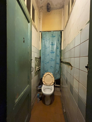 Продам комнату в 3-комн. квартире, Комсомольского канала наб, 24, Колпино г