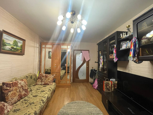 Продам двухкомнатную (2-комн.) квартиру, Новоселов ул, 54, Рязань г