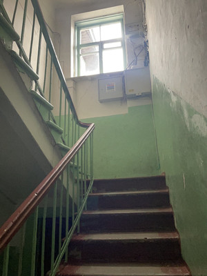 Продам двухкомнатную (2-комн.) квартиру, Кржижановского ул, 6, Грэсовский пгт