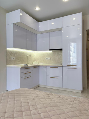 Сдам однокомнатную (1-комн.) квартиру, Искры (Адлерский р-н) ул, 88к10, Сочи г