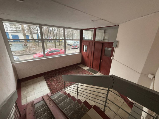 Продам двухкомнатную (2-комн.) квартиру, Плещеева ул, 28, Москва г