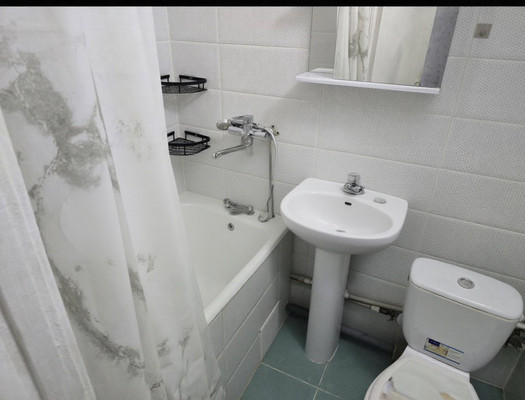 Продам однокомнатную (1-комн.) квартиру, Русская ул, 38, Симферополь г