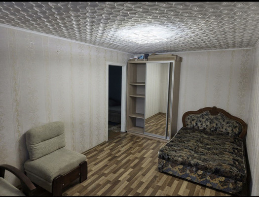 Продам однокомнатную (1-комн.) квартиру, Русская ул, 38, Симферополь г