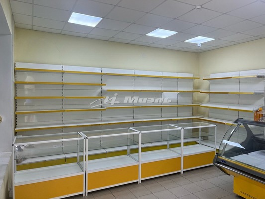 Продам торговое помещение 108,8 м2, Вишневая ул, Тополи с