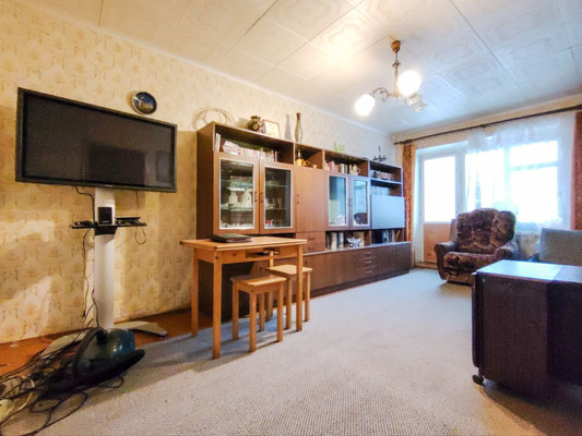 Продам трехкомнатную (3-комн.) квартиру, Виксне ул, 20, Дорохово п