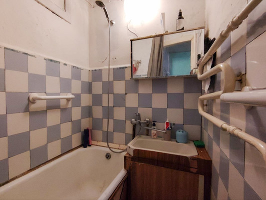 Продам трехкомнатную (3-комн.) квартиру, Виксне ул, 20, Дорохово п