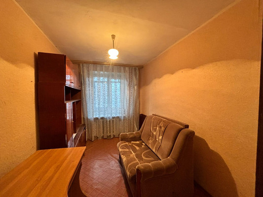 Продам трехкомнатную (3-комн.) квартиру, 339-й Стрелковой Дивизии ул, 15, Ростов-на-Дону г