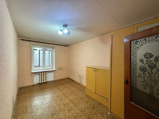 Продам трехкомнатную (3-комн.) квартиру, 339-й Стрелковой Дивизии ул, 15, Ростов-на-Дону г