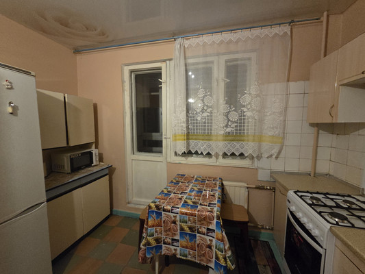 Сдам трехкомнатную (3-комн.) квартиру, Кораблестроителей ул, 35к1, Санкт-Петербург г