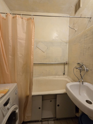 Сдам трехкомнатную (3-комн.) квартиру, Кораблестроителей ул, 35к1, Санкт-Петербург г