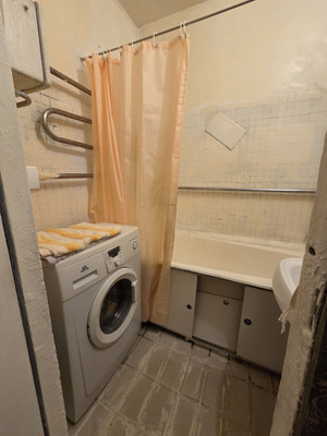 Сдам трехкомнатную (3-комн.) квартиру, Кораблестроителей ул, 35к1, Санкт-Петербург г