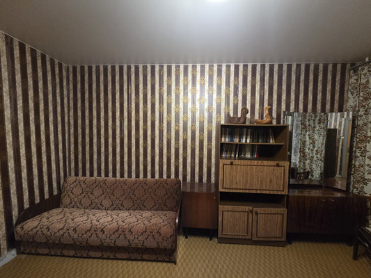 Сдам трехкомнатную (3-комн.) квартиру, Кораблестроителей ул, 35к1, Санкт-Петербург г