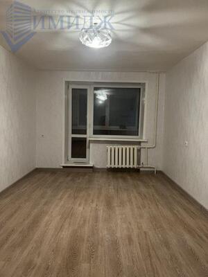 Сдам однокомнатную (1-комн.) квартиру, 60 лет Октября ул, 44, Красноярск г