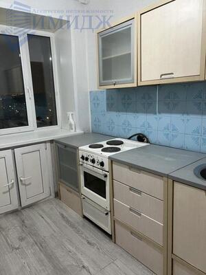 Сдам однокомнатную (1-комн.) квартиру, 60 лет Октября ул, 44, Красноярск г