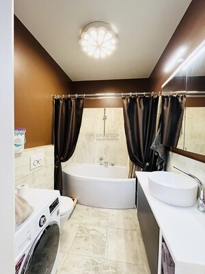 Продам двухкомнатную (2-комн.) квартиру, Береговой проезд, 5к2, Москва г