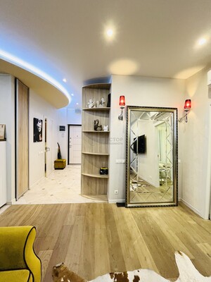 Продам двухкомнатную (2-комн.) квартиру, Береговой проезд, 5к2, Москва г