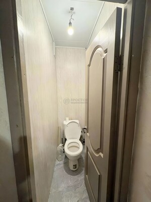 Продам трехкомнатную (3-комн.) квартиру, Старая Басманная ул, 9к2, Москва г