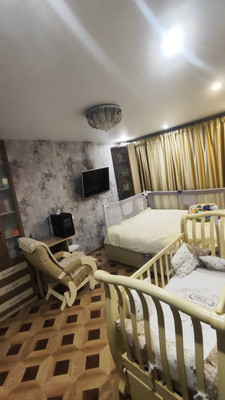 Продам двухкомнатную (2-комн.) квартиру, 1, Щербинка снт