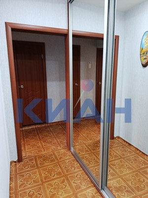 Сдам многокомнатную квартиру, Сергея Лазо ул, 36, Красноярск г