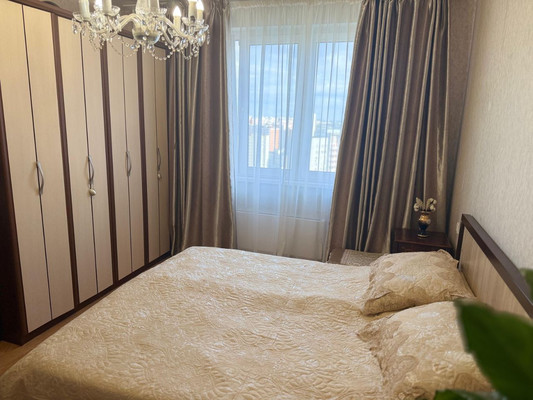 Продам трехкомнатную (3-комн.) квартиру, Преображенская ул, 9, Люберцы г