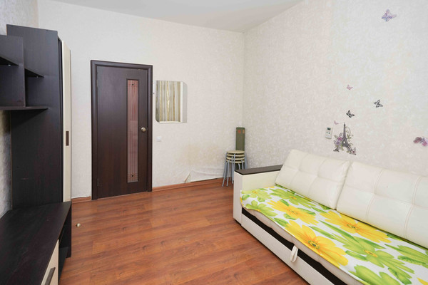 Продам однокомнатную (1-комн.) квартиру, 3-й Линии проезд, 161, Краснодар г