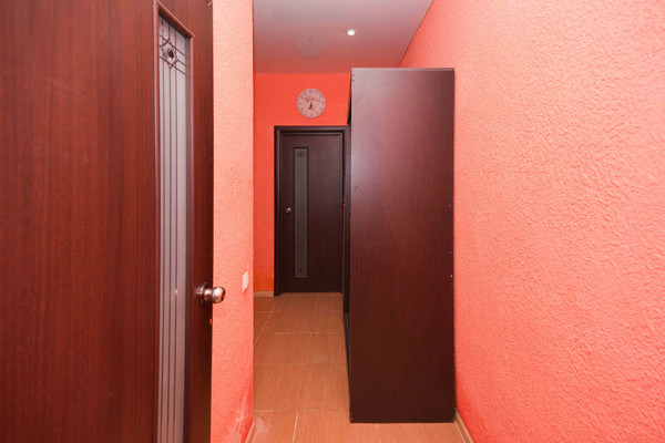 Продам однокомнатную (1-комн.) квартиру, 3-й Линии проезд, 161, Краснодар г