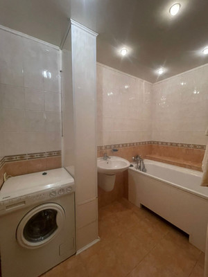 Продам трехкомнатную (3-комн.) квартиру, Еременко ул, 66/6, Ростов-на-Дону г