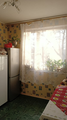 Продам трехкомнатную (3-комн.) квартиру, Голубинская ул, 32/2, Москва г